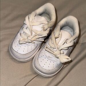 Classic White Air Force 1’s Kids Sneakers